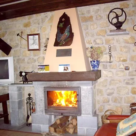 House With 4 Bedrooms In Villamorey, With Wonderful Mountain View, Furnished ... *